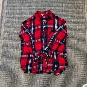 Woolrich Red and Navy Plaid 100% Rayon Button-Down Shirt
